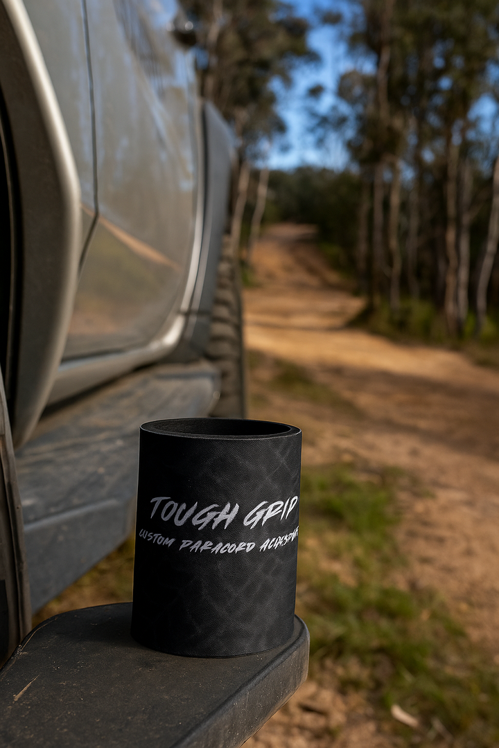 Magnetic stubby cooler